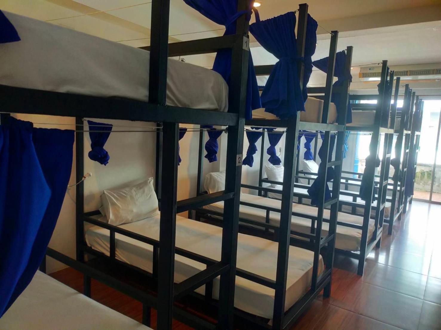 Popeyes Hostel Patong ภายนอก รูปภาพ